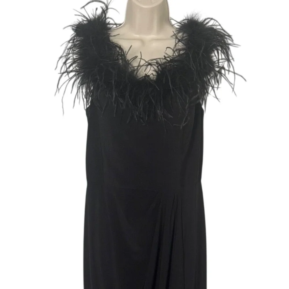 Alex Evenings Gianna Black Ostrich Feather Off The Shoulder Jersey Gown 12 NWT‎